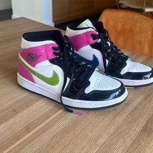 Nike Jordan 1s